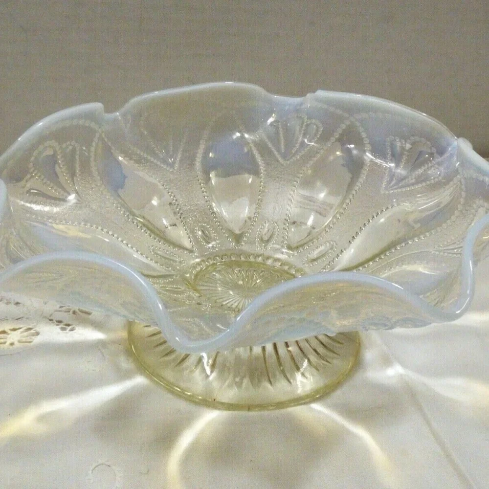 VTG White Opalescent Moonstone Glass Ruffled Rim footed Pedestal Candy Dish Bowl - Picture 2 of 8
